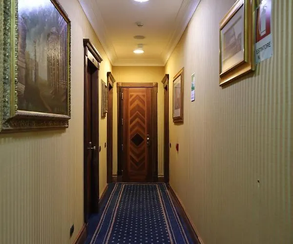 Luxury Floor * Rom